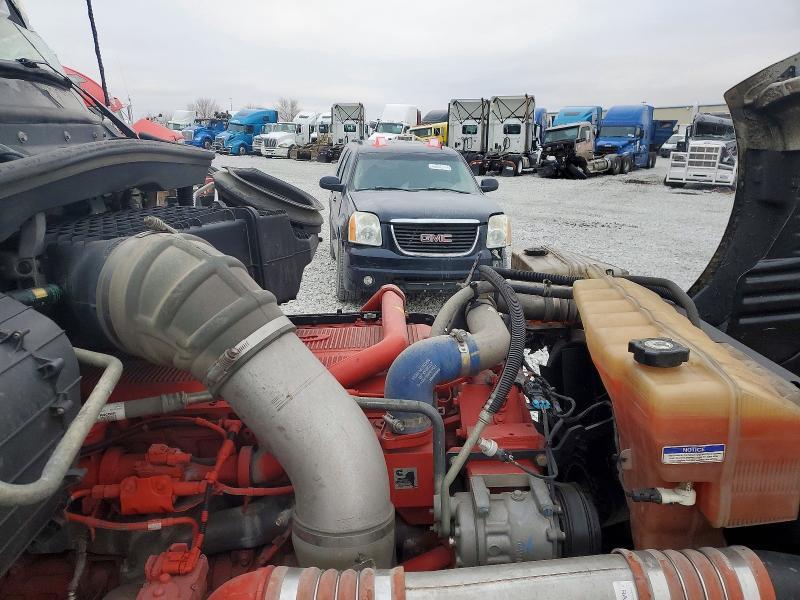 2020 Peterbilt 579