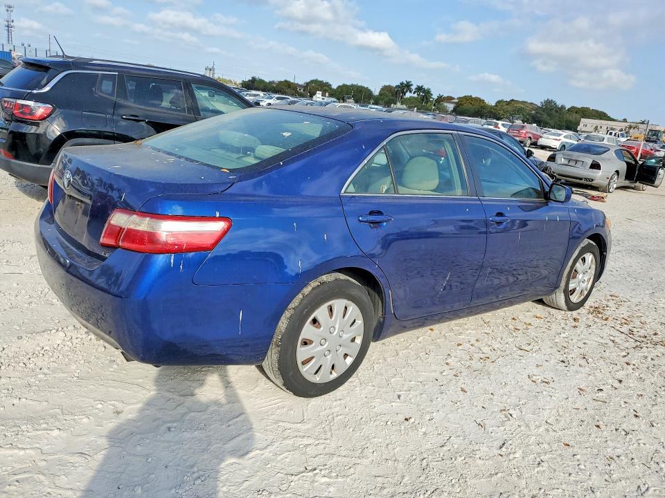 2007 Toyota Camry le