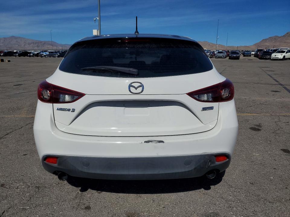 2015 Mazda 3 Sport