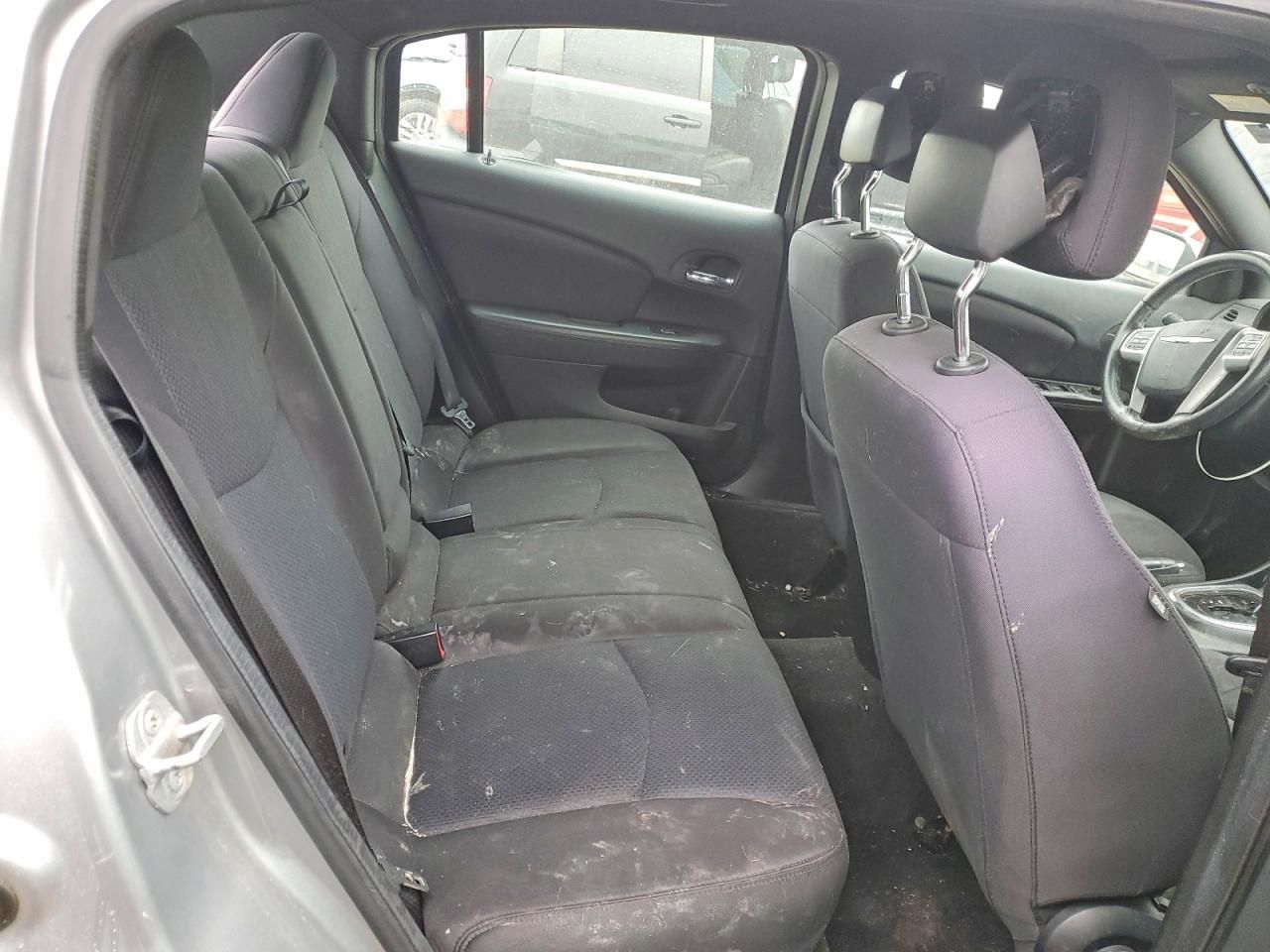 2013 Chrysler 200 Touring