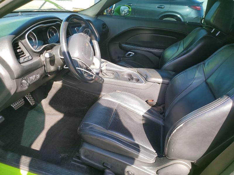 2015 Dodge Challenger sxt Plus