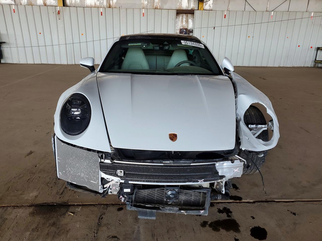 2022 Porsche 911 Turbo