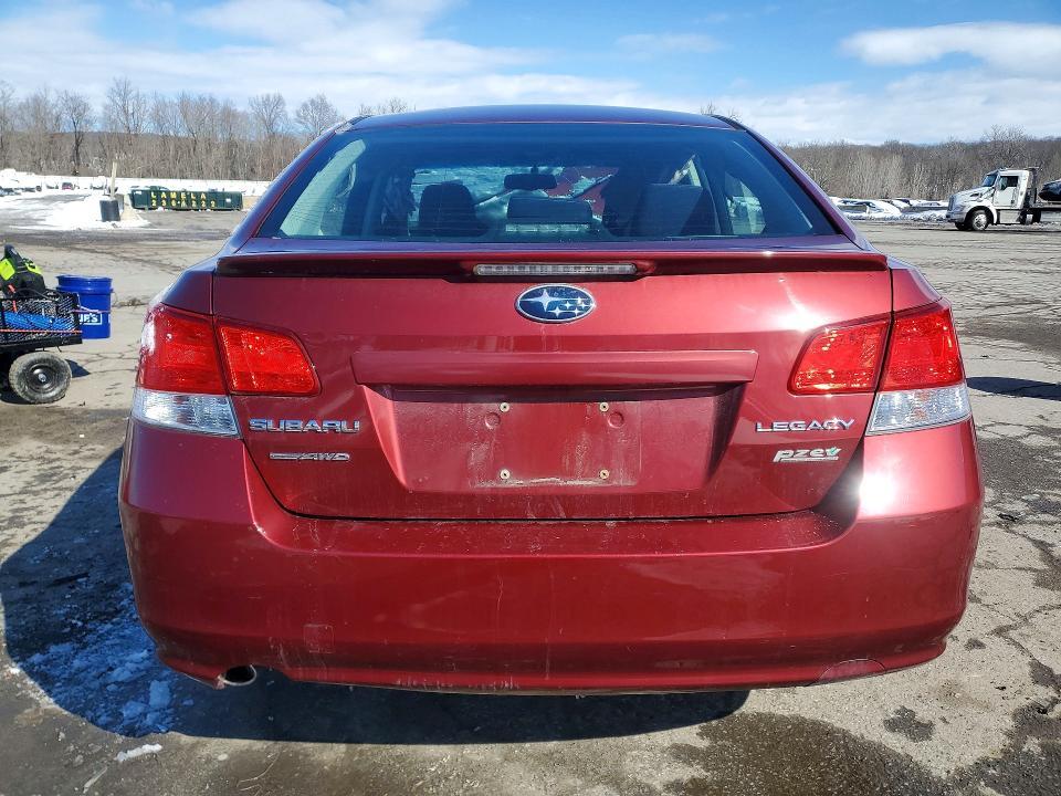 2013 Subaru Legacy 2.5i Premium