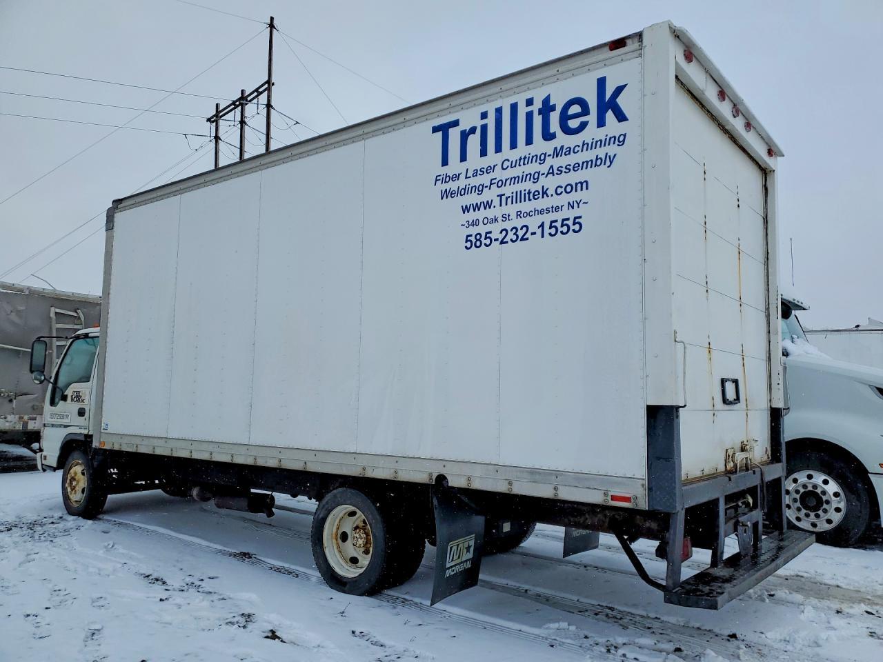 2006 Isuzu NPR BOX Truck