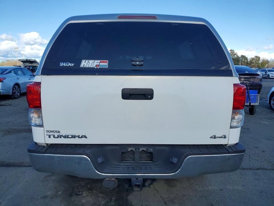 2011 Toyota Tundra Double cab SR5