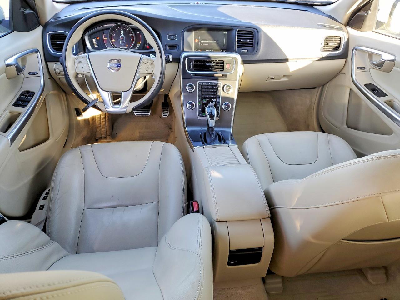 2015 Volvo V60 Premier