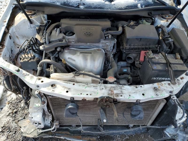 2016 Toyota Camry le