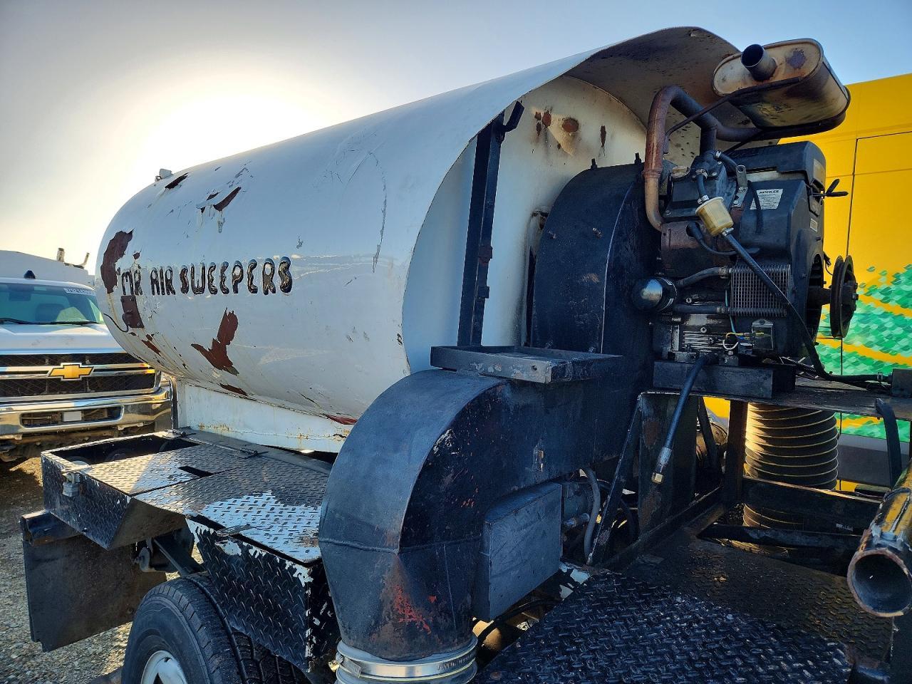 2000 Toyota Tundra Vacuum Truck