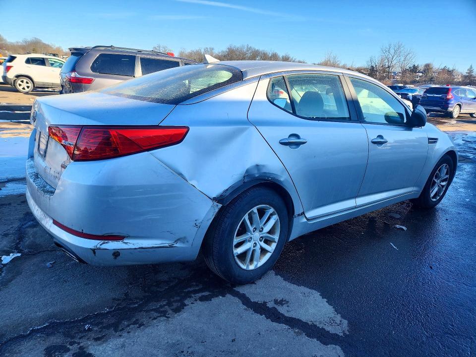 2012 KIA Optima lx