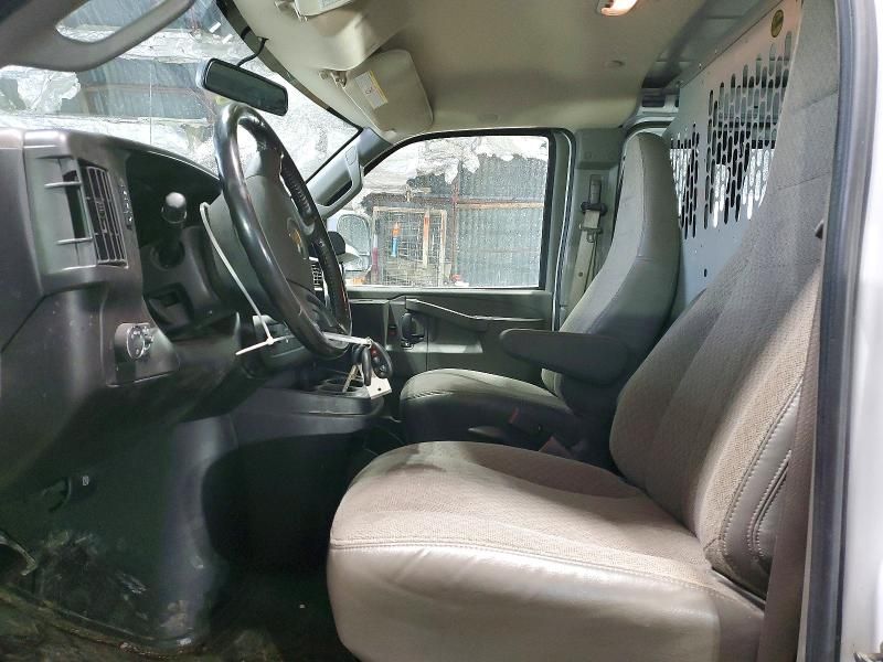 2022 Chevrolet Express G2500