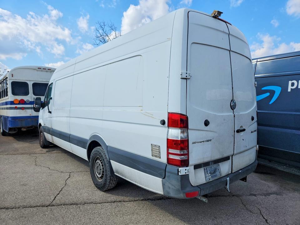 2014 Freightliner Sprinter 2500 Delivery van