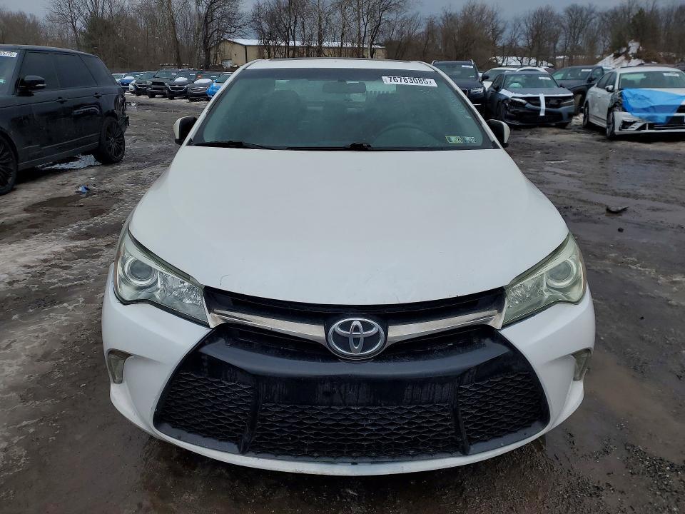 2015 Toyota Camry xse