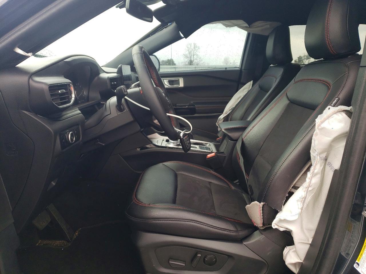 2024 Ford Explorer St-line