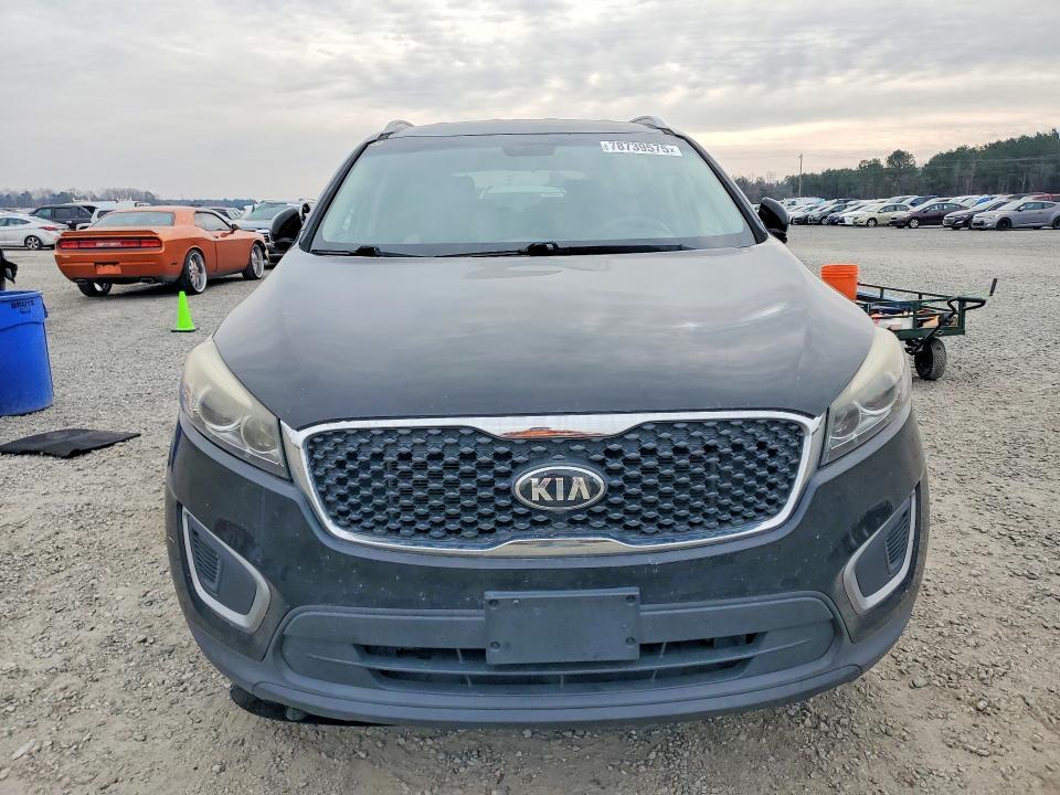 2017 KIA Sorento lx V6