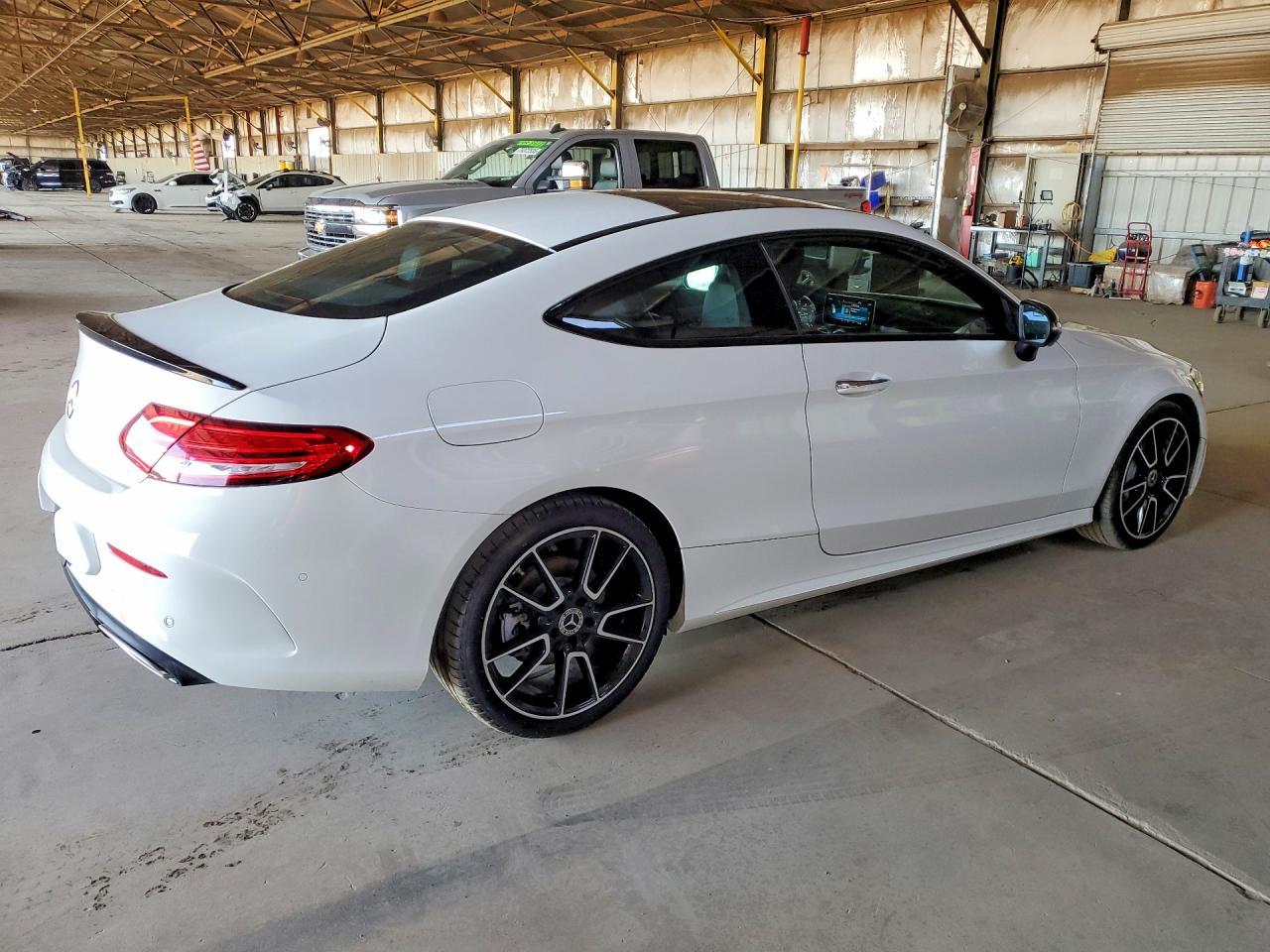 2022 Mercedes-Benz C300