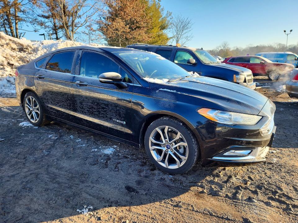 2017 Ford Fusion se Hybrid