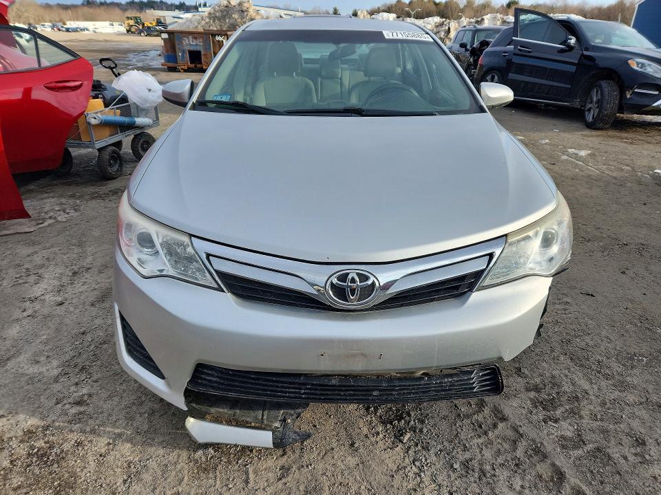 2013 Toyota Camry le