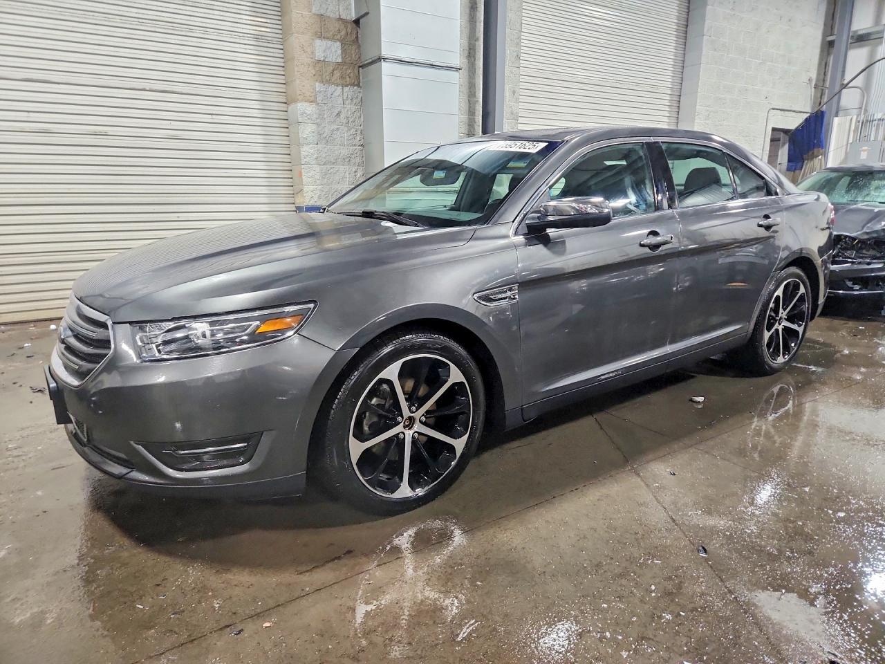 2016 Ford Taurus Limited