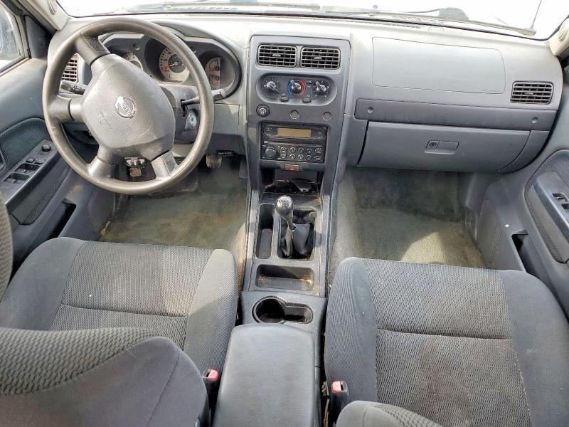 2004 Nissan Frontier Crew Cab XE V6