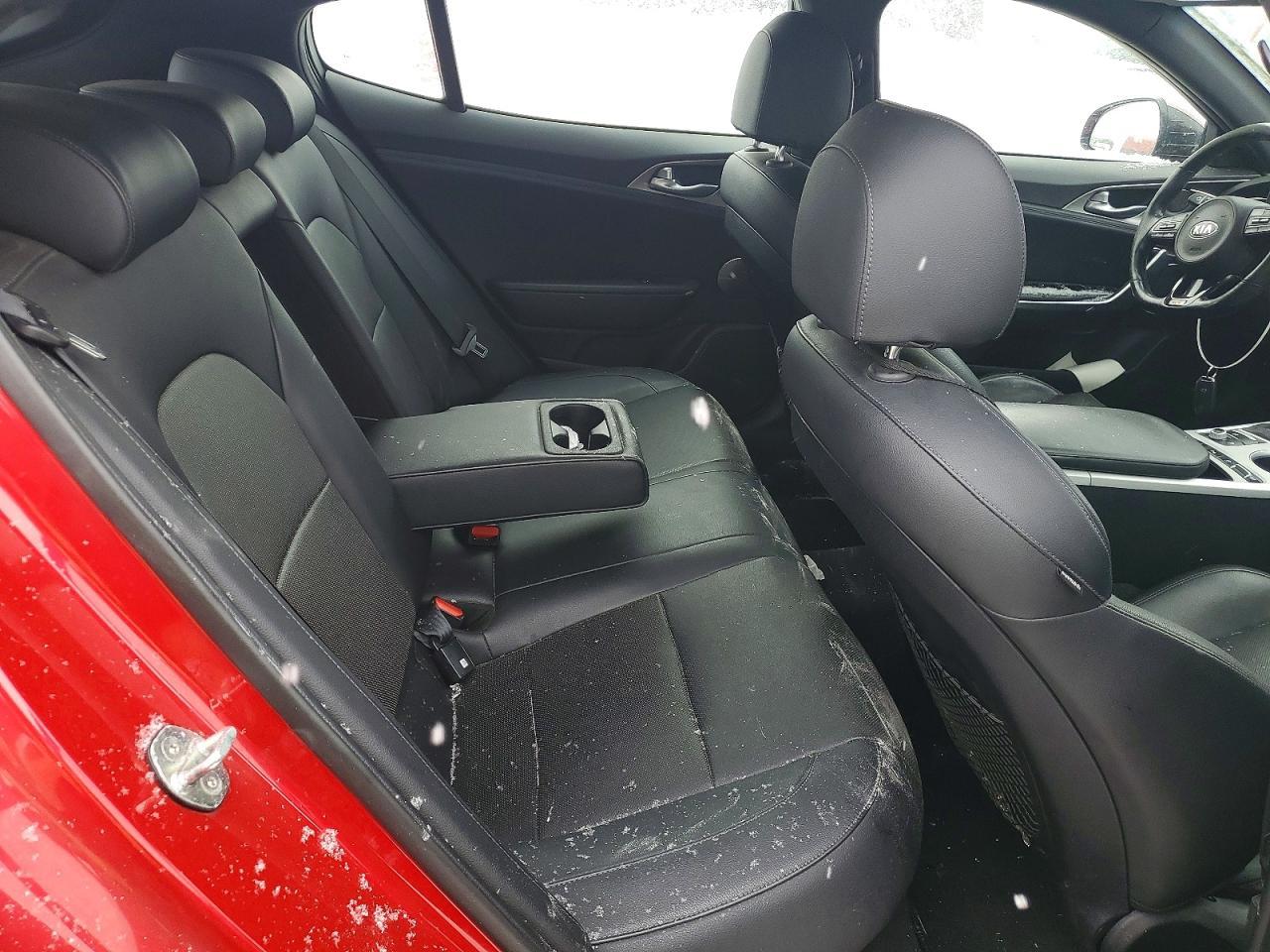 2018 KIA Stinger GT1