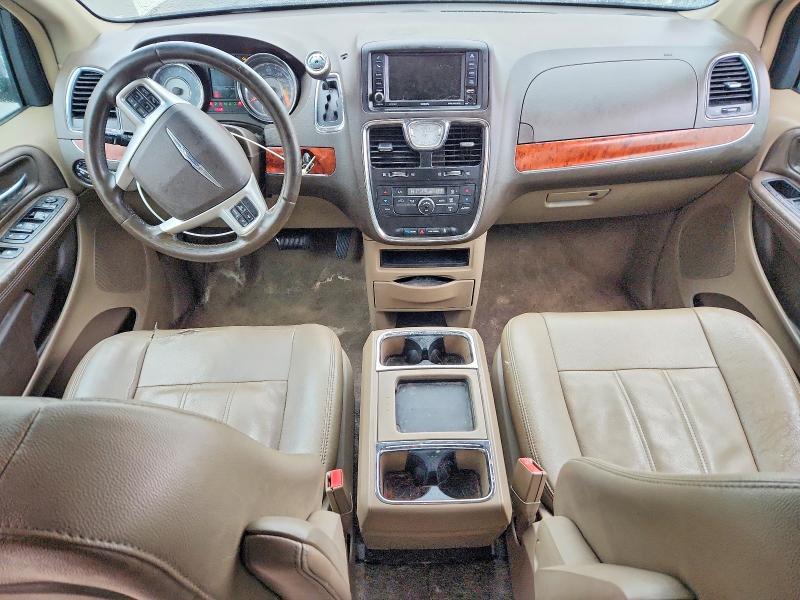 2015 Chrysler Town & Country Touring