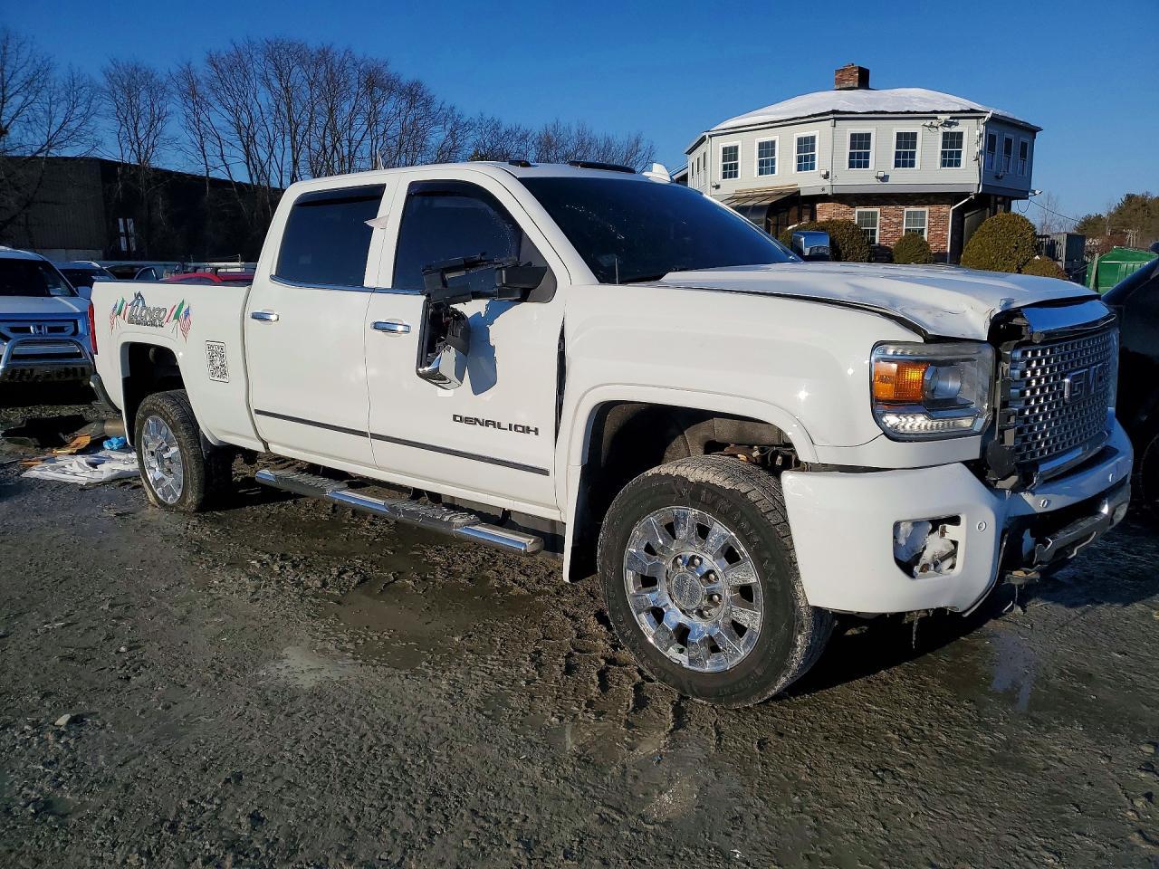 2016 GMC Sierra K2500 Denali