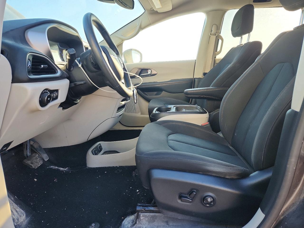2020 Chrysler Pacifica Touring