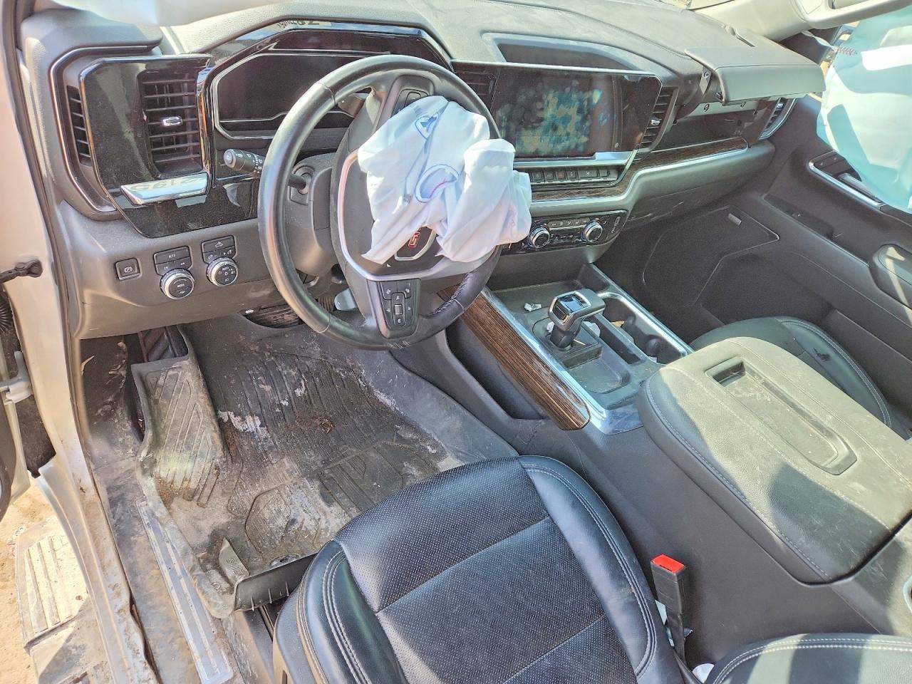 2022 GMC Sierra K1500 Elevation