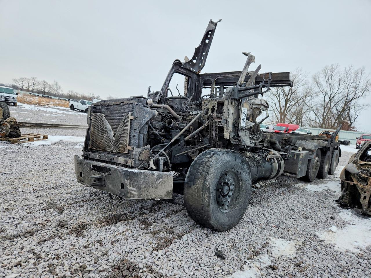 2020 Kenworth Construction T880