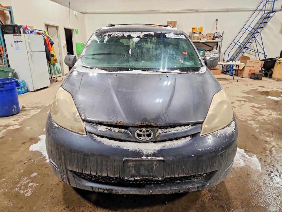 2006 Toyota Sienna ce