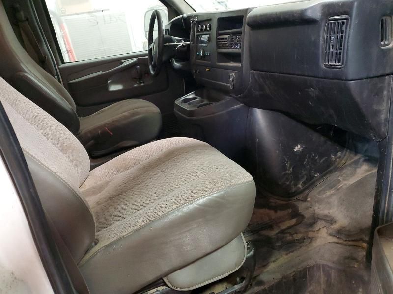 2014 Chevrolet Express 1500  Cargo Delivery van