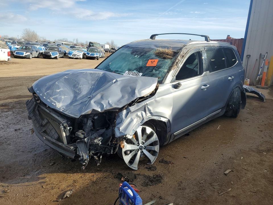 2020 KIA Telluride s