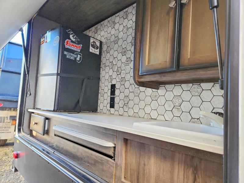 2019 Heartland IDM33 Mallard Camper