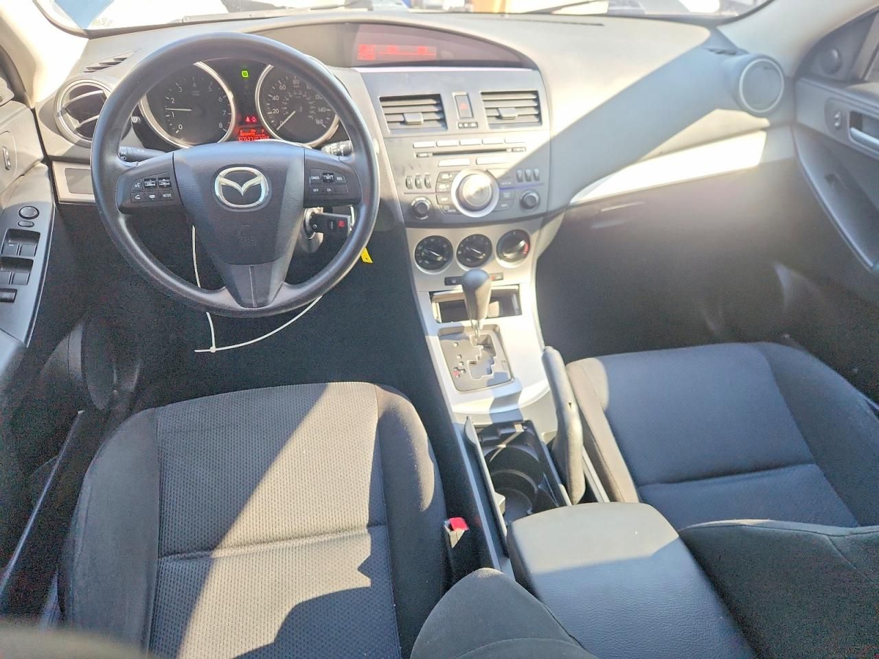 2010 Mazda 3 I