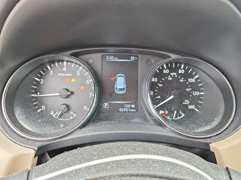 2017 Nissan Rogue sv