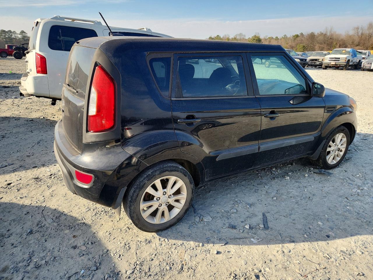 2013 KIA Soul +