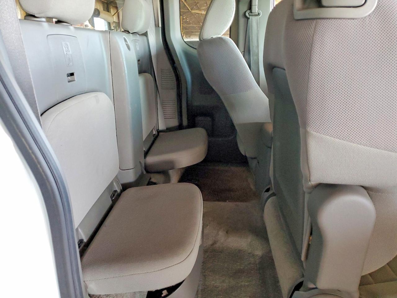 2012 Nissan Frontier S
