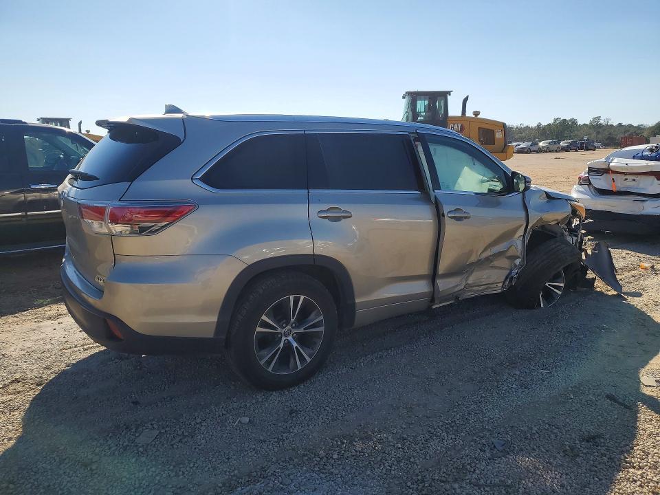 2016 Toyota Highlander xle