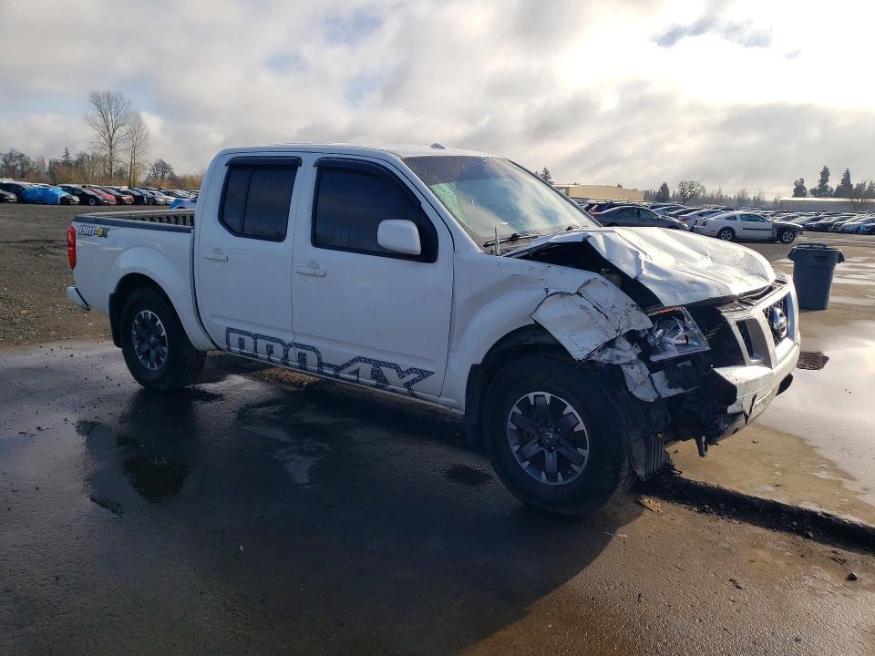 2015 Nissan Frontier S