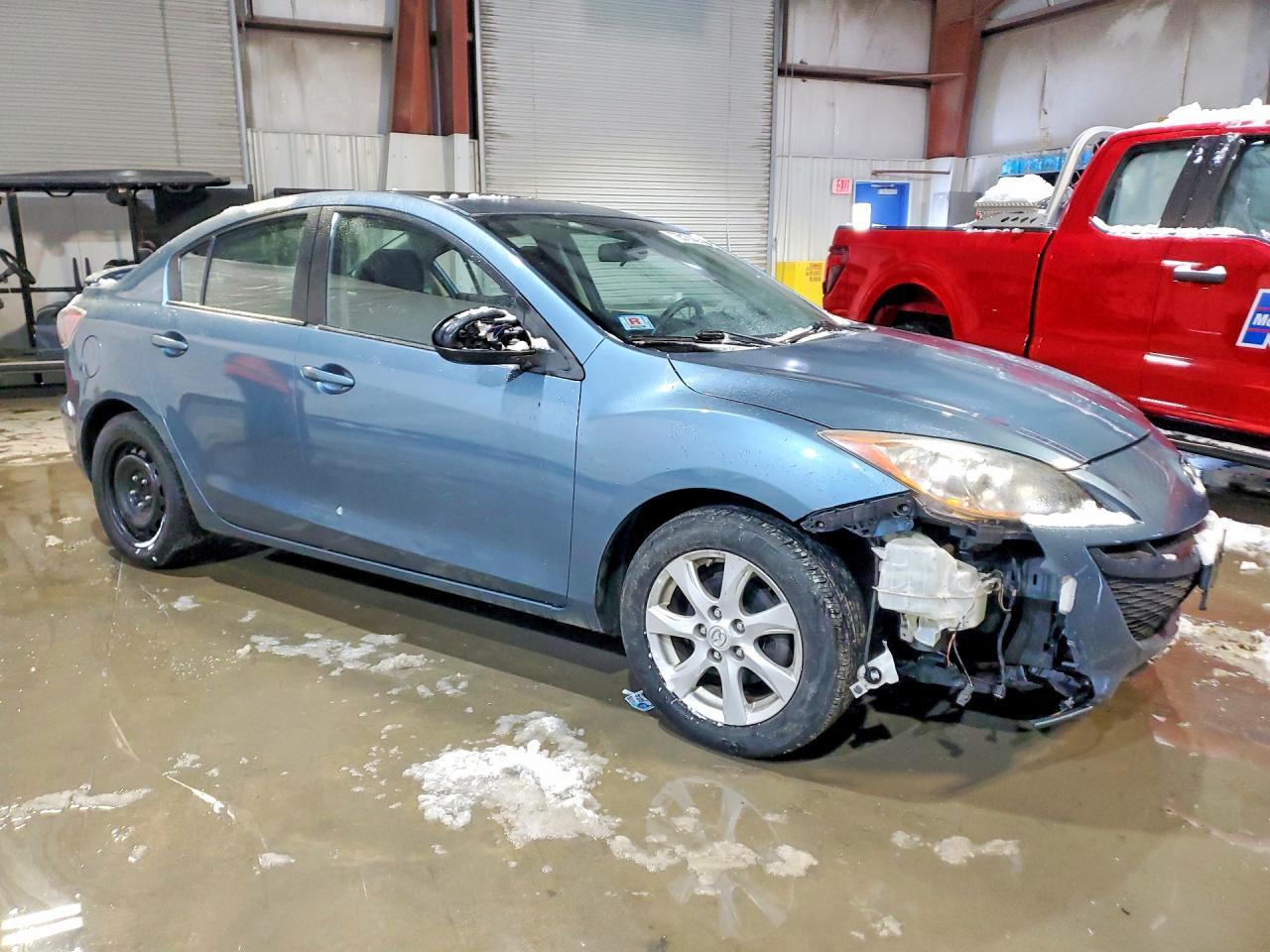 2011 Mazda 3 I
