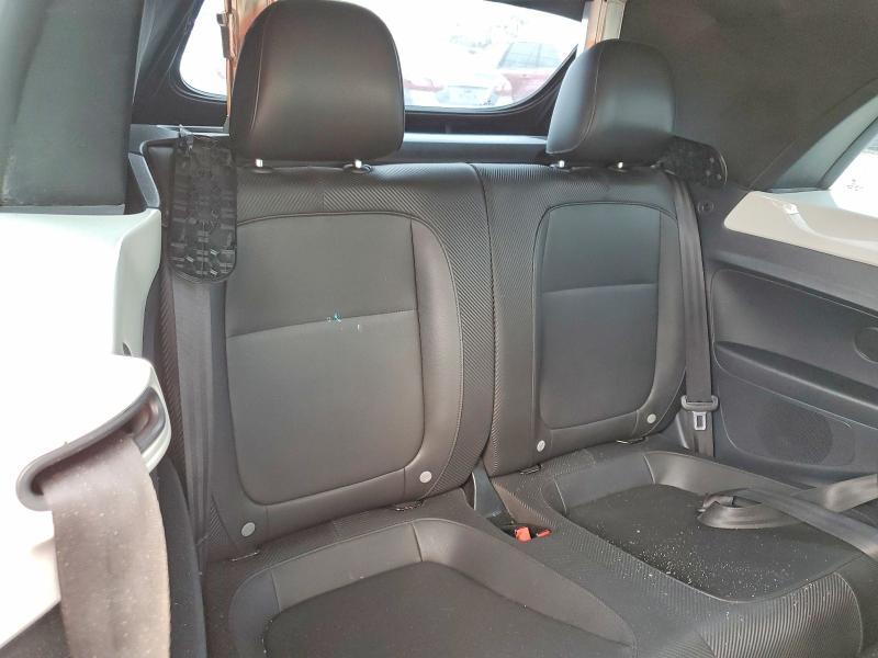 2014 Volkswagen Beetle