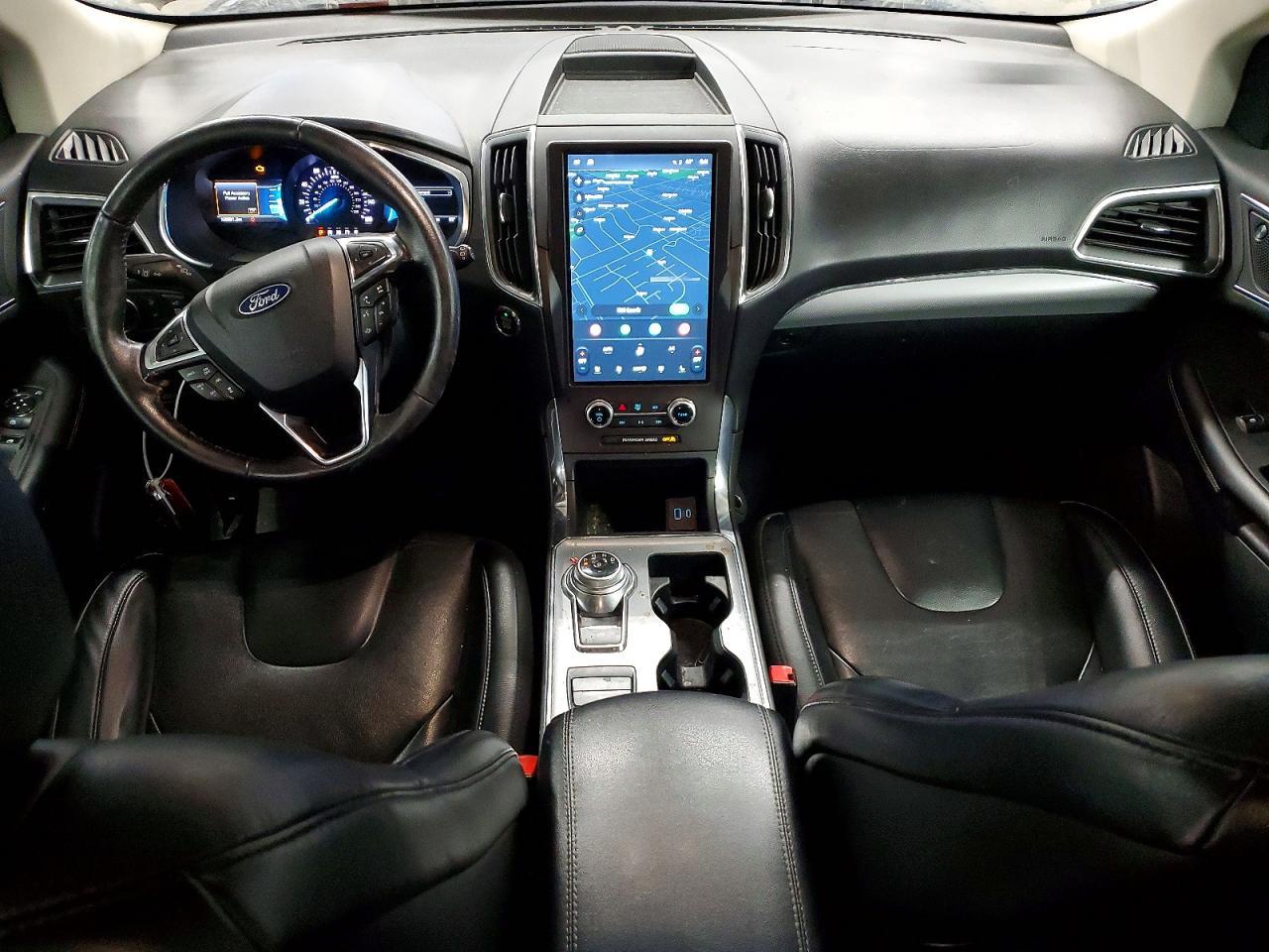 2021 Ford Edge Titanium