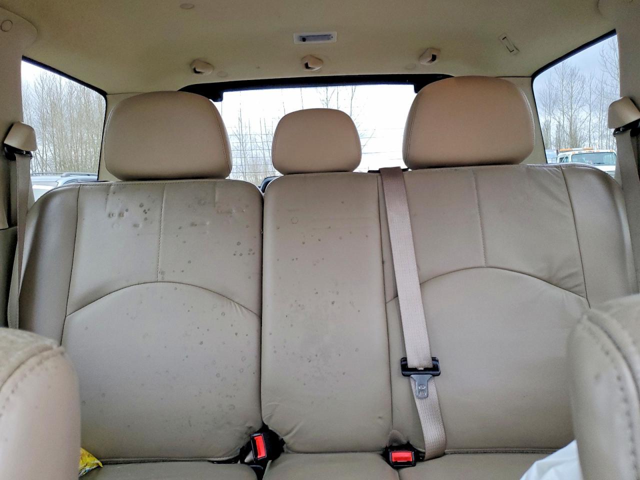 2005 Mazda Tribute s