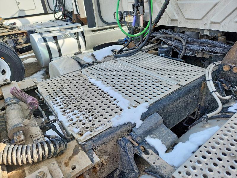 2017 International Prostar Semi Truck