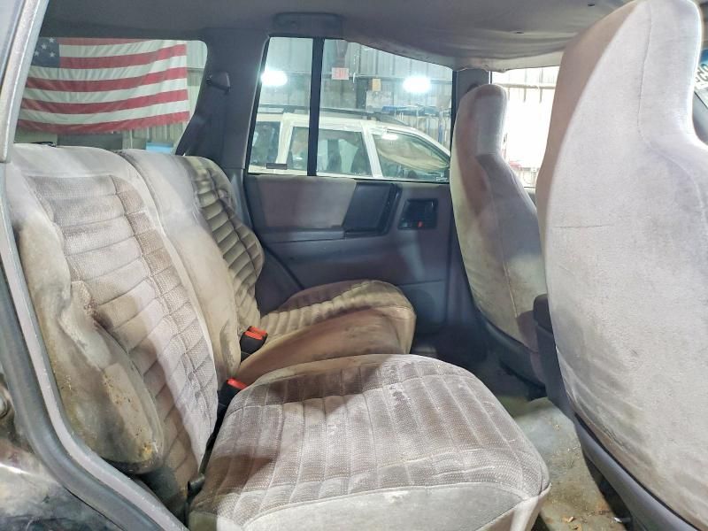 1995 Jeep Grand Cherokee Laredo