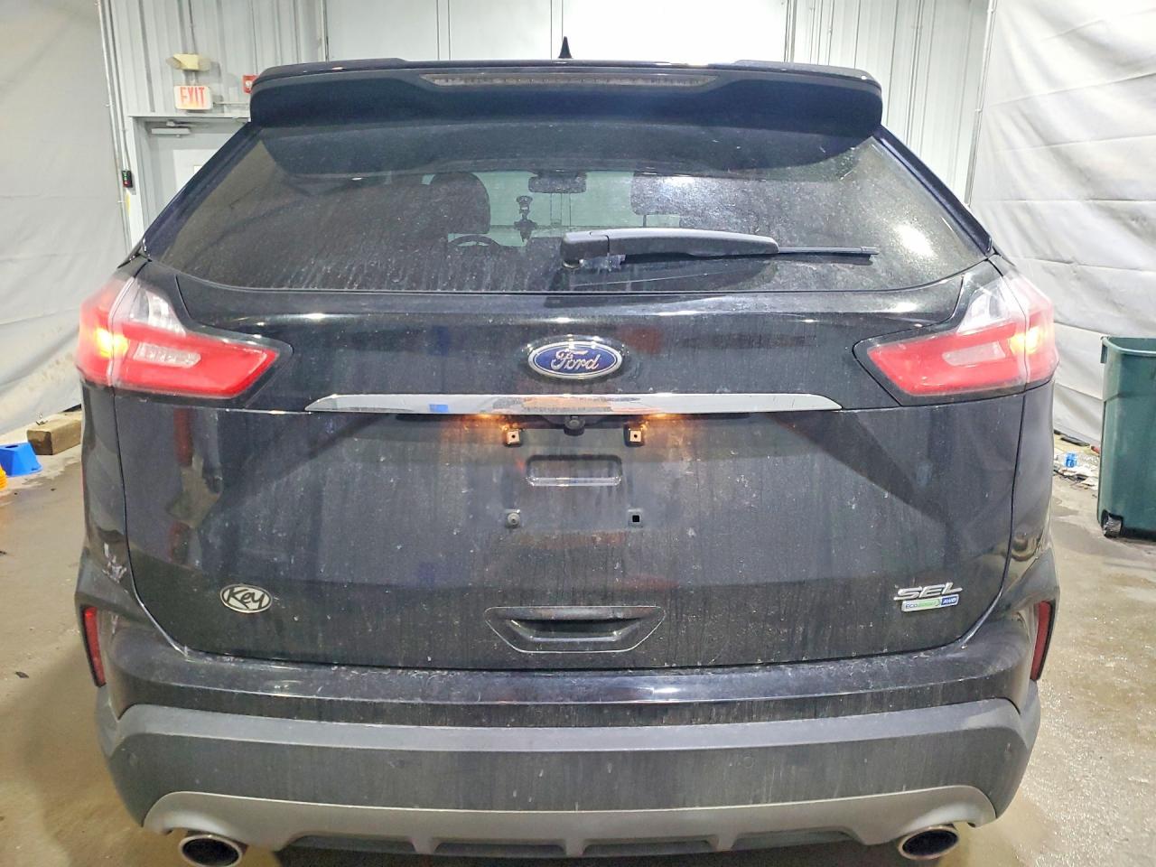 2019 Ford Edge sel