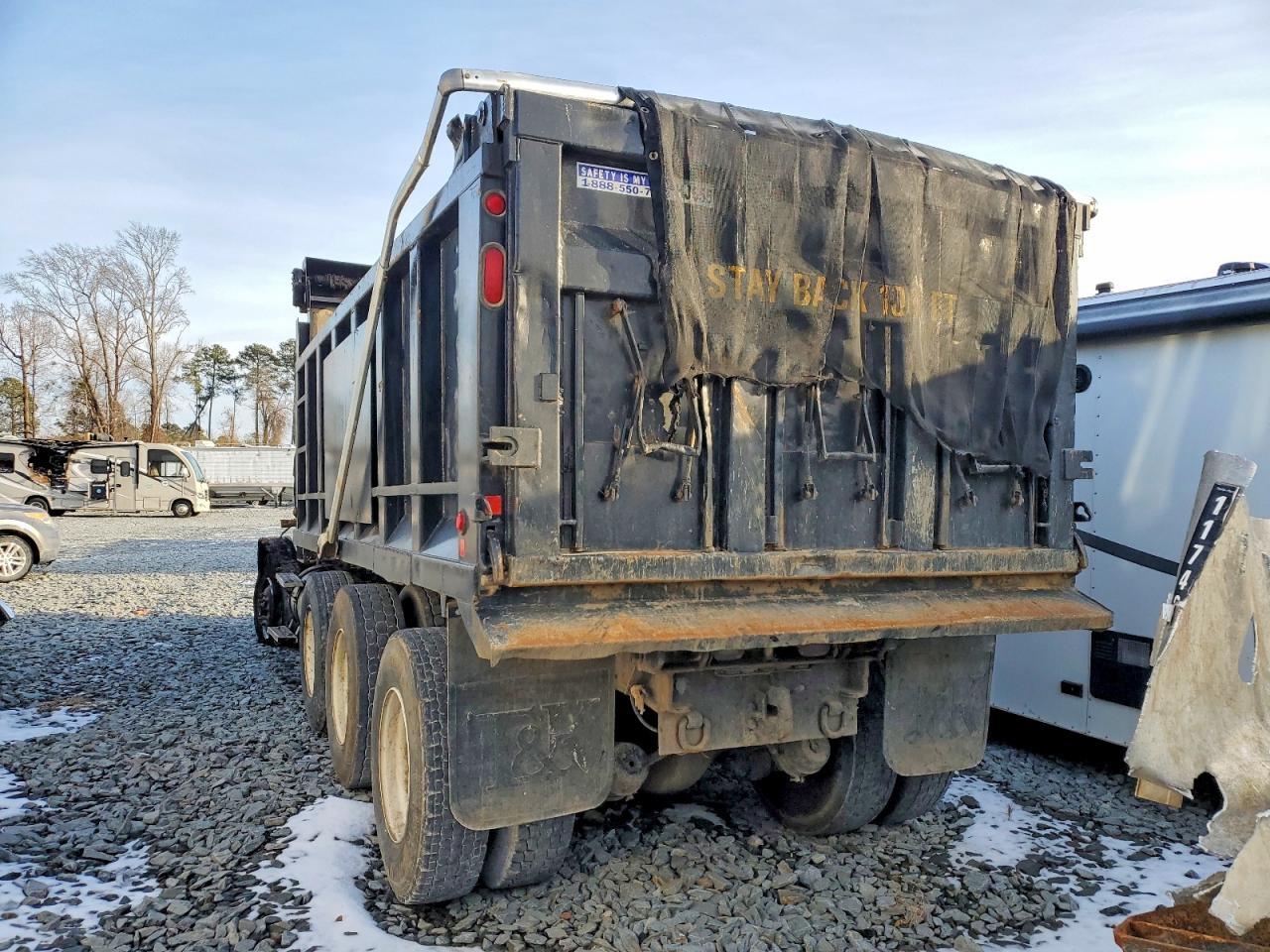 2006 Sterling L9500 Dump Truck