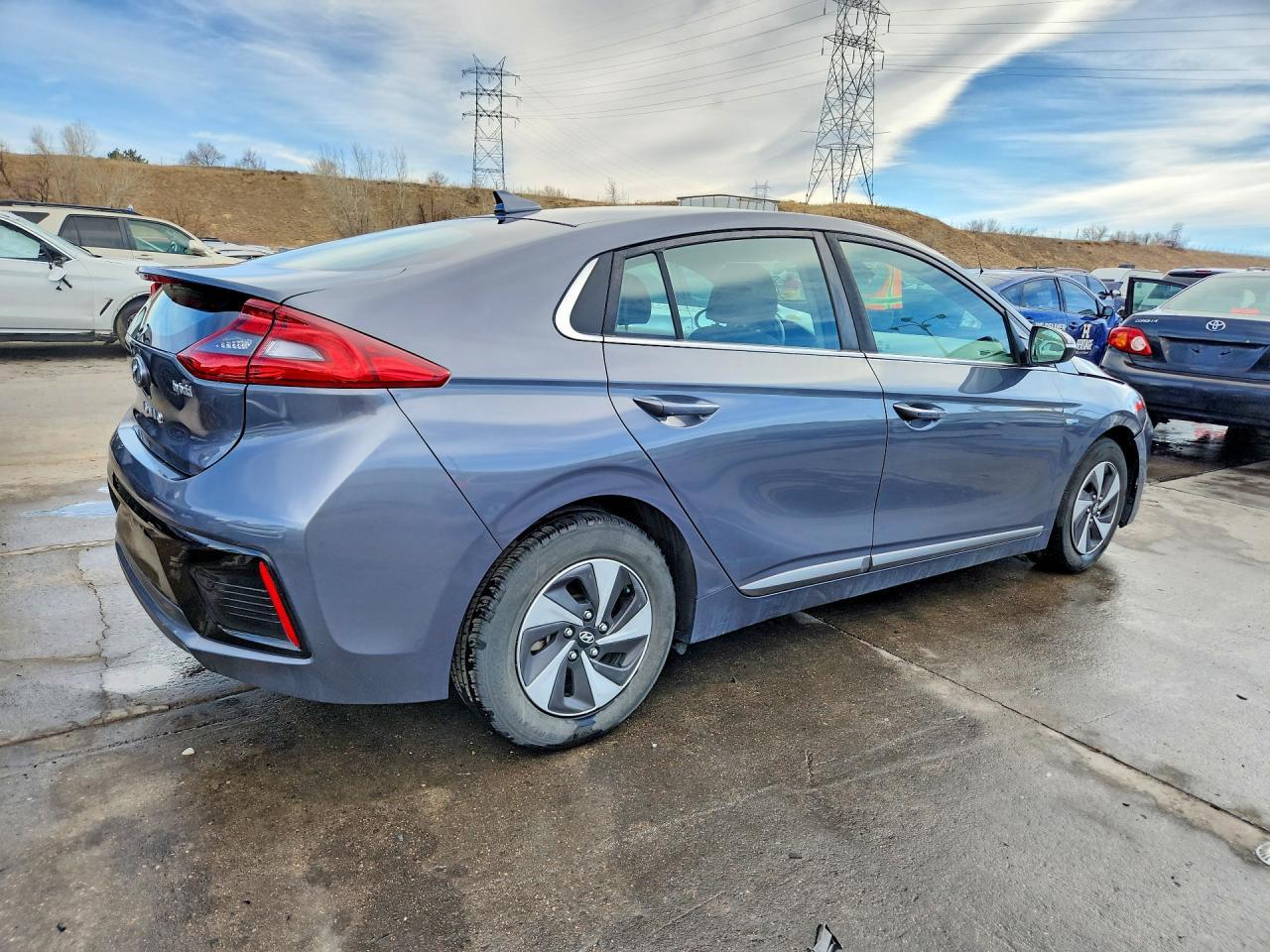 2017 Hyundai Ioniq Hybrid sel