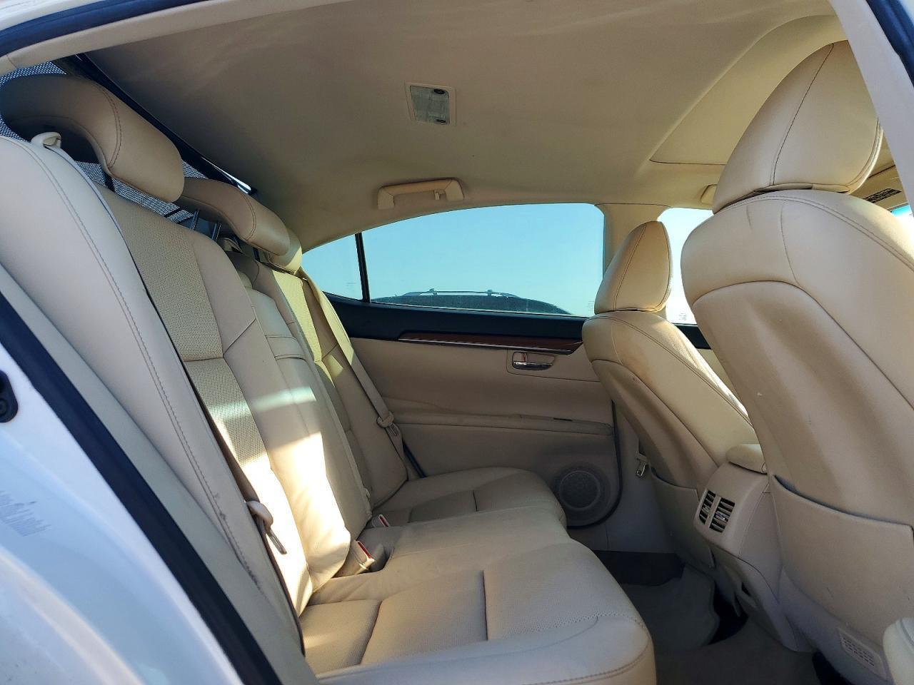 2013 Lexus Es 300h Base