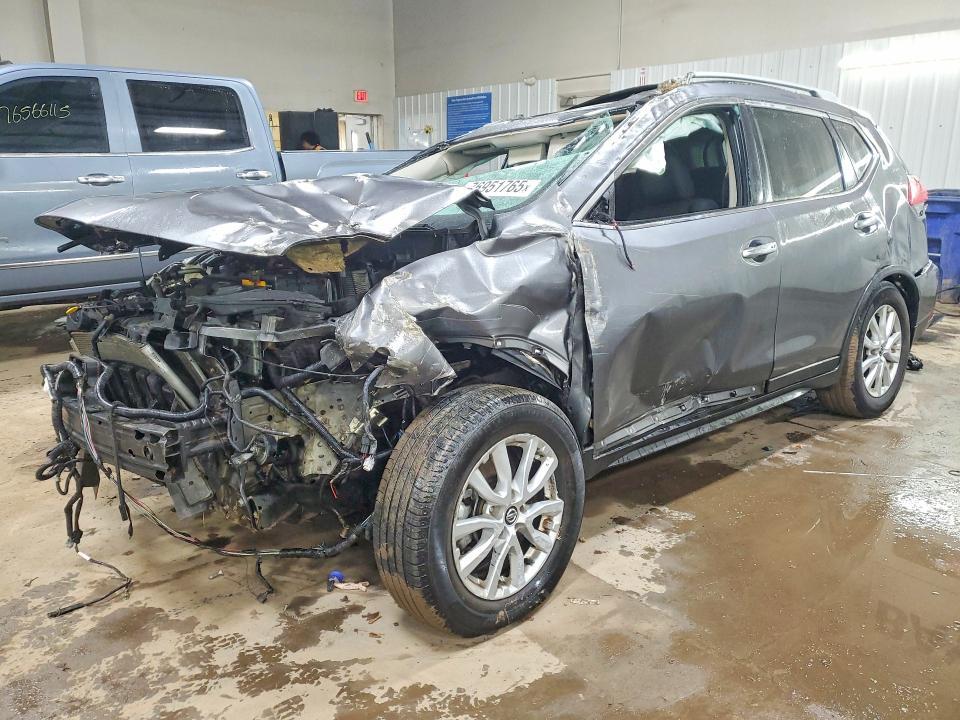 2017 Nissan Rogue sv